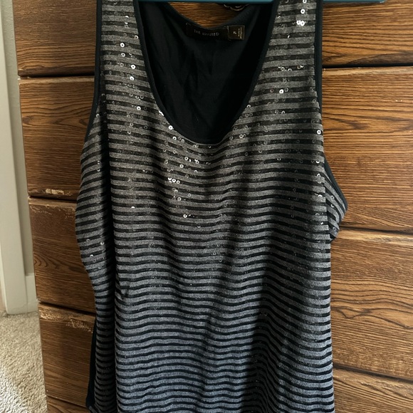 The Limited dressy tank top- size XL. Great Conditon! - Picture 5 of 5
